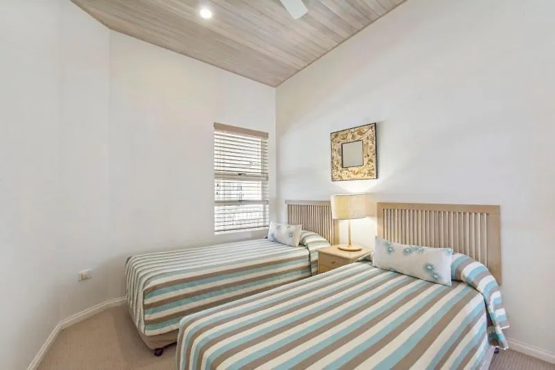 The Lookout Resort Noosa Avustralya
