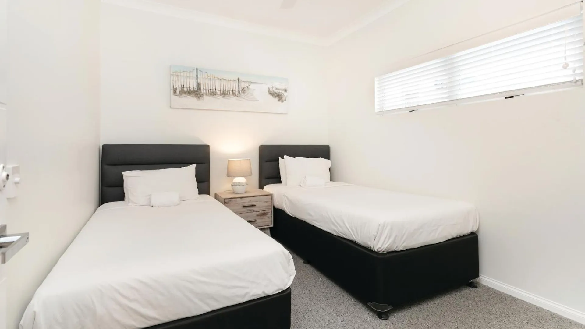 The Lookout Resort Noosa Aparthotel Noosa Heads